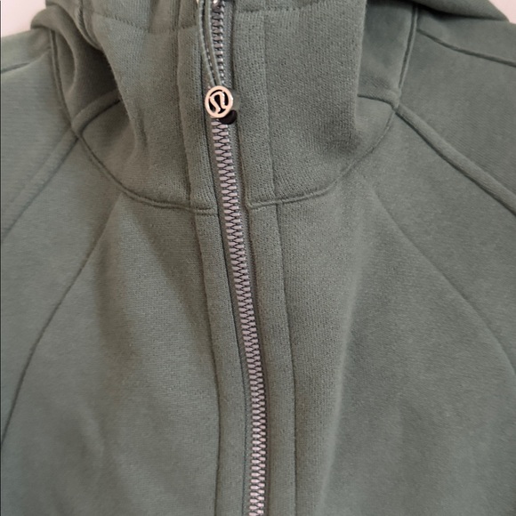 Lululemon scuba, full zip cropped hoodie - Picture 3 of 8